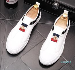 Italian designer Fashion Male Cusp Rivet Leather Flat British Shoes Suede Loafers Slip-on Hairstylist Casual Mens Black Shoes