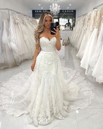 Elegent Arabic Dubai Mermaid Wedding Dresses Formal Bridal Gowns Sweetheart Sleeveless Full Lace Appliques Tulle Detachable Train Overskirts Plus Size