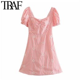 Women Sweet Fashion Floral Embroidery Cheque Mini Dress Vintage Back Elastic Side Zipper Female Dresses Mujer 210507