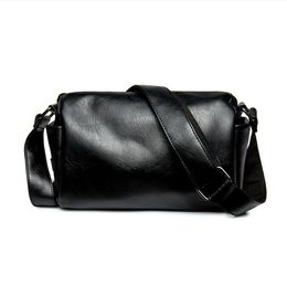 Top quality Leather wash Shoulder Bag Women men tote hobo cleo crossbody Cosmetic Bags Luxury Designer mylon wallet Cases card pockets handbag