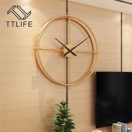 Vintage Metal Wall Clock Modern Design For Home Office Decor Hanging Watches Living Room Classic Brief European Wall Clock 210724
