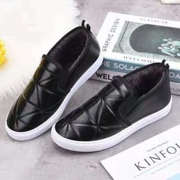 Winter New Style Large Size Set Foot Sponge Cake Bottom Pu Low Heel Round Head Fashion Y0907