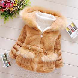 LZH 2020 New Toddler Baby Winter Clothing Girls Plus Velvet Thick Cotton Coat Infant Fashion Solid Color Hooded Jacket 1-3 Years H0909