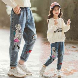 Cartoon Blue Jeans for Kids Girls Toddler Ripped Clothes Cute Princess Denim Trousers Baby Girl Jeans Cotton Teenage Pants 12T 210317
