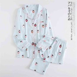 Fresh 100% gauze cotton pajamas sets women spring summer Japanese kawaii Strawberry homewear casual long-sleeve sleepwear 210830