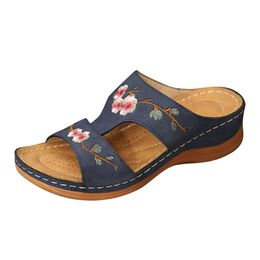 Frau Hausschuhe Blume Plattform Bunte Ethnische Flache Schuhe Bequem Casual Mode Sandalen Weibliche 2021 Sommer Neue Heiße 0227