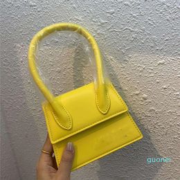 2021 Designer MINI New Style Leather Pattern Flap Waist Bag Women Simple One-shoulder Handbag Small Size 12*8*5cm