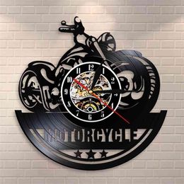 American Classic Motorcycle Wall Art Wall Clock Garage Sign Motorbike Vintage Vinyl Record Wall Clock Man Cave Decor Bikers Gift 210401