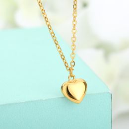 Designer Necklace Luxury Jewellery Love Heart For Women High Quality Exquisite Pendant Feminia Choker Wedding Bridal BFF Christmas Year Gifts