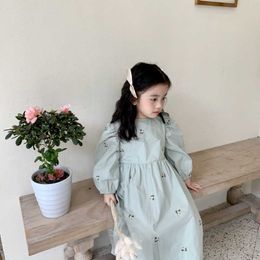 Spring 2021 cotton flower embroidery long-sleeved princess dresses Girls light green long style dress 1-5Y Q0716