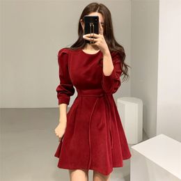 Korea Chic Autumn French Round Neck Slim Fit Pleated Waist Tie Small Puff Sleeve Dress Skirt Female GX1311 210507