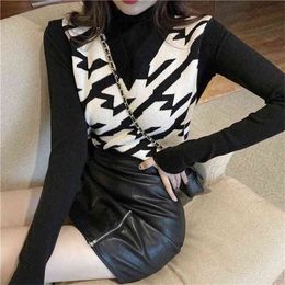 spring and autumn V-neck fashion college style vest sweater women 210427