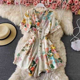 Jumpsuit women summer loose and thin V-neck floral ruffled puff sleeve wide-leg shorts jumpsuit For rompers Playsuits 210420