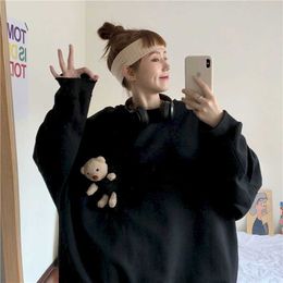 Hoodies women sweatshirt Harajuku send bears autumn niche design sense loose student shirt wild long-sleeved super fire 210526