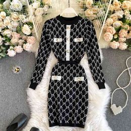 women elegant geometric pattern knit dress fashion autumn long sleeve buttons slim pencil vintage work es 210603