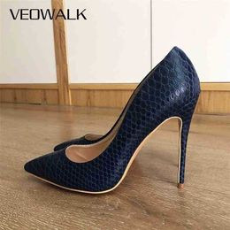 navy pumps canada