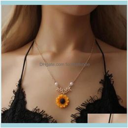 Necklaces Pendants Jewelrycharm Vintage Temperament Fashion Lady Pearl Sunflower Necklace & Pendant Jewellery For Women Chains Drop Delivery 2