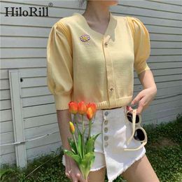 Sweet Floral Embroidery Knitted Top Women Chic V Neck Summer T Shirt Puff Short Sleeve Casual Tunic Tops Camiseta Mujer 210508