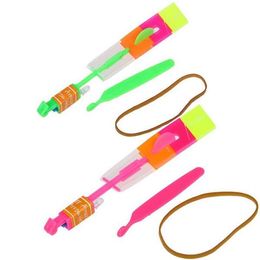 Outdoor Games LED Flyer Flyer Flying Amazing Arrow Helicopter Flying Umbrella Kids Luminous Toys Magic Shot Light-Up Parachute Gifts