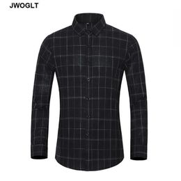 45KG-120KG Spring Autumn Men Plaid Shirt Casual Button Down Black Dark Grey Cotton Long Sleeve Men's Social Shirts 5XL 6XL 7XL 210528