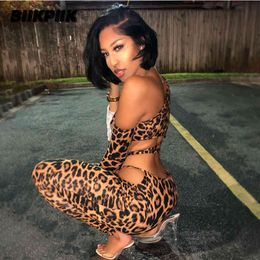 BIIKPIIK Leopard Hollow Out Sexy Print Two Piece Sets Clubwear Bodycon Casual Lounge Wear One Shoulder Female Suit Basic Clothes X0428