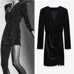 Vintage Beading Black Velvet Dress Women Winter Sequin Ruffle Long Sleeve Mini Party es Ladies Elegant 210519