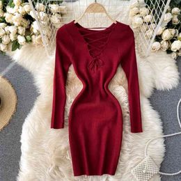 Ins Sexy Deep V-neck Bandage Slim Stretch Knitted Mini Sweater Dress Women Autumn Winter Fashion Long Sleeve Vestidos P885 210527