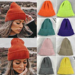 2021 Winter Hats for Woman New Knitted Solid Beanies Autumn Female Beanie Watch Cap for Girls Warmer Bonnet Ladies Casual Cap Y21111