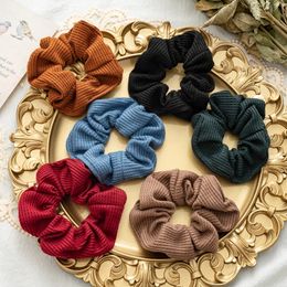 2021 new autumn / winter solid color saving large coil hairband women's hair binding rope versatile elastic headband