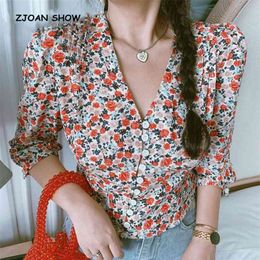 France Retro Pleated Puff Sleeve Red Rose Floral Print Shirt Elegant Single-breasted buttons Slim Waist Women Blouse 210429