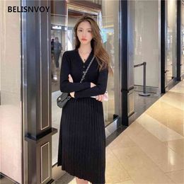 Elegant Autumn Knitted Pleated Base Dress V-neck Single-breasted Women Sweater Midi Slim-fit Bodycon A-line Vestidos 210520