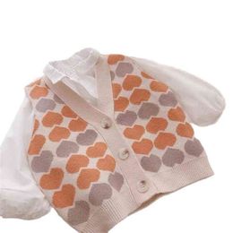 Sweet girls' spring and autumn clothes products children's love waistcoat knitted sweater vest trend P4474 210622