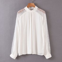 Chic Lace Spliced Blouse Women Fashion Casual Loose O Neck Tops Elegant Ladies Long Sleeve Shirts 210520