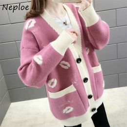Sexy Lips Pattern Patchwork Knitted Women Cardigan Loose Femme Pockets Sweater V-neck Single-breasted Coat 1F567 210422