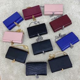 Designer new change card bag Lingge magnetic buckle small handbag wallet 24-14.5-5.5 377829