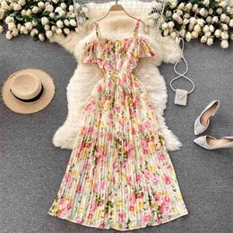 Women Elegant Pleated Dress Summer Off Shoulder Vintage Floral Print Boho Sexy Chiffon Dresses Ladies Ruffles Long Robe 210525