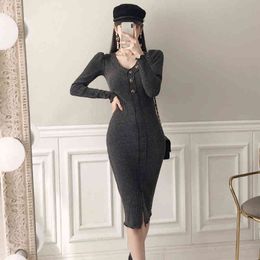 JXMYY winter new style Korean temperament V-neck slim mid-length knitted bag hip bottoming dress 210412