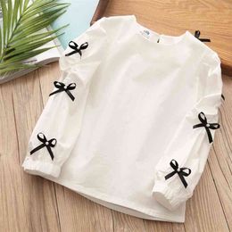 Spring Autumn 2 3 4 6 8 10 Year Sweet Cute Solid White Colour Full Flare Trumpet Sleeve Bow Blouse Shirt For Baby Kids Girl 210414