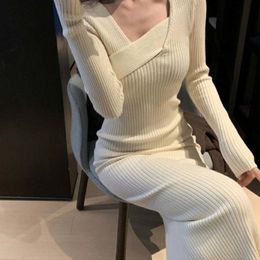 One-Piece Women Slim Split Sweater Dress Long Sleeve V-Neck Korean Elegant Knit Dresses 2020 Autumn Winter Office Lady Vestidos X0521