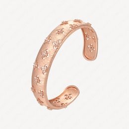 Fashion 18k Rose Gold Plated Style Love Iced Out Cuff Bracelets Diamond Bracelet Bangle Women Halloween Christmas Gift Accessories With Jewellery Pouches Wholesale