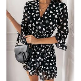 Women V Neck Lace-Up Waist Love Print Mini Dress Spring Summer Casual Long Sleeve Ruffle Dress Office Lady Holiday Vestidos 210416