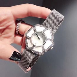 Fashion Brand Watches Women Girls Flower Style Steel Metal Magnetic Band Quartz Wrist Watch CHA08