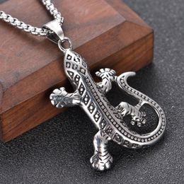 Pendant Necklaces Fashion Simple Animal Titanium Steel Gecko Men And Women Casting Necklace