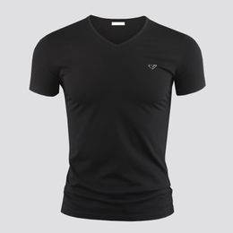 Herren T-Shirts T-Shirt Hochwertige T-Shirts aus reiner Baumwolle Polos Bequemer Rundhalsausschnitt mit V-Ausschnitt Männer Frauen Dreidimensionales Metalldreiecksmuster Kurzarm 8 Stile zur Auswahl A31