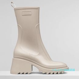 Betty PVC Rain Stiefel Echtes Leder Frauen Knöchel Gestickte Laureatplattform Martin Chunky Heel Star Trail Boot HOTTEST WINTER1