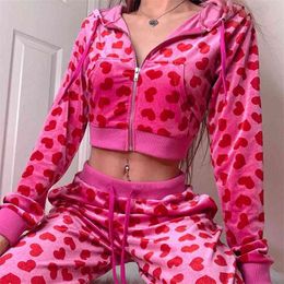 Vintage Fashion Heart Printed Pink Hoodies Women Zipper Up Cropped Sweatshirt Autumn Winter Jacket Basic 2 Piece Set 210805