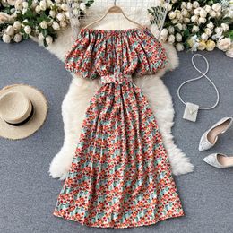 Beach Vacation Vestidos Women's Summer Dress Sexy One-line Collar Strapless Puff Sleeve Slim Floral Midi GK736 210506