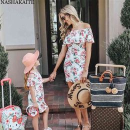 NASHAKAITE Mom and Daughter Dress Off Shoulder Ruffles Floral Mini Family Look Mother Clothes 210724