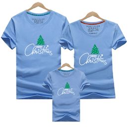 Clothes Fashion Mother Father Daughter Son Look Matching T shirt Christmas Tree Print Gift Shirts Family Outfits 210417