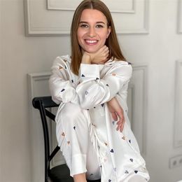 HiLoc Love Pattern Long Sleeve Two Piece Set Chic Pocket Satin Pyjamas For Women Sleepwear Print Loose Home Suit Set Spring 210330